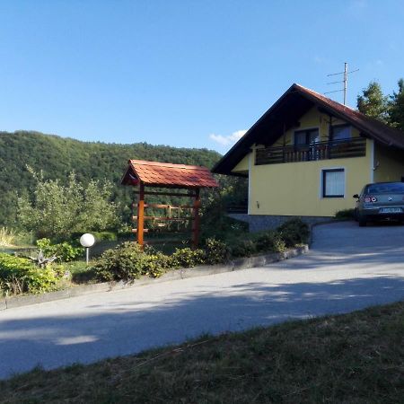 Getaway "At The Three Lights" Villa Sevnica Екстериор снимка
