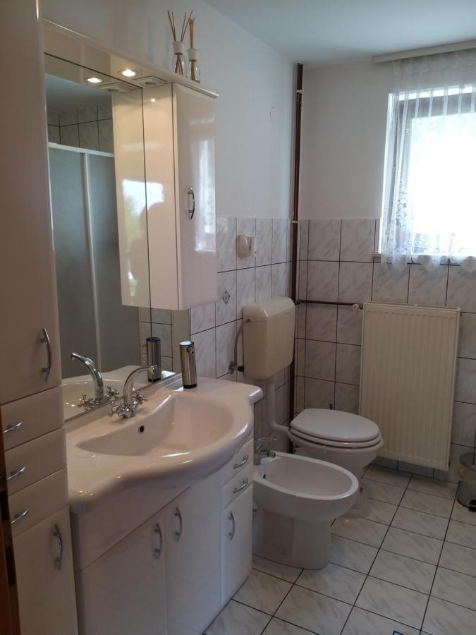 Getaway "At The Three Lights" Villa Sevnica Екстериор снимка