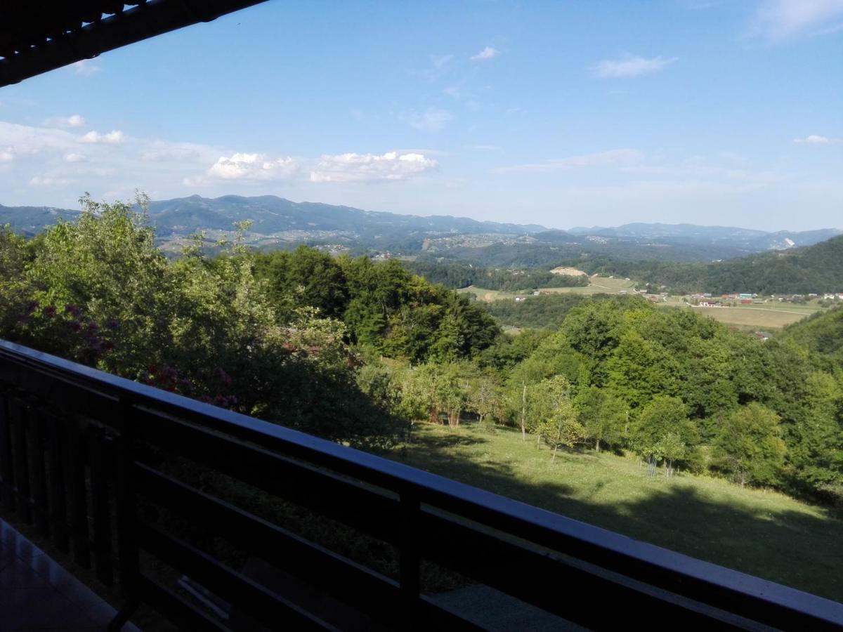 Getaway "At The Three Lights" Villa Sevnica Екстериор снимка