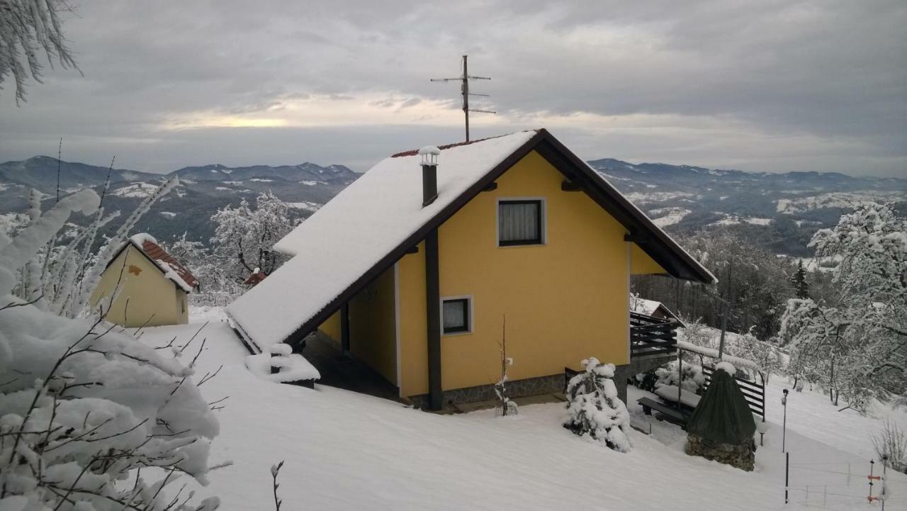 Getaway "At The Three Lights" Villa Sevnica Екстериор снимка